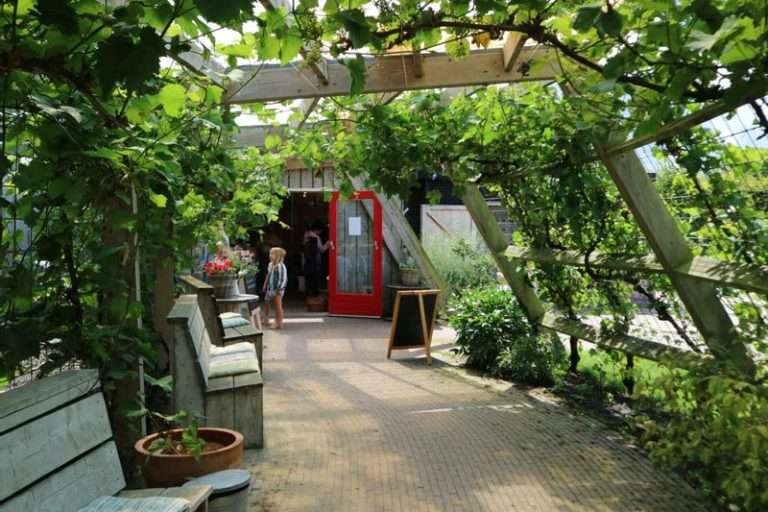 Farm shop By Broersen in Warmenhuizen