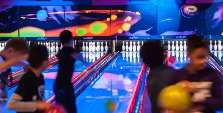 Bowling- en partycentrum de Zedde