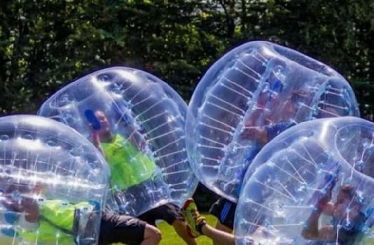 Bubbelvoetbal als partijtje bij Klimpark21 in Nieuw-Vennep!