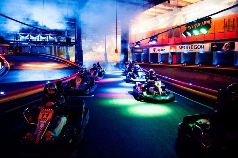 Coronel = FUN in Huizen