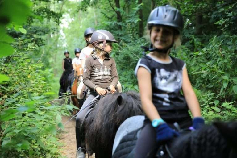 Buitenritten bij Duinmanege Van Poelenburgh