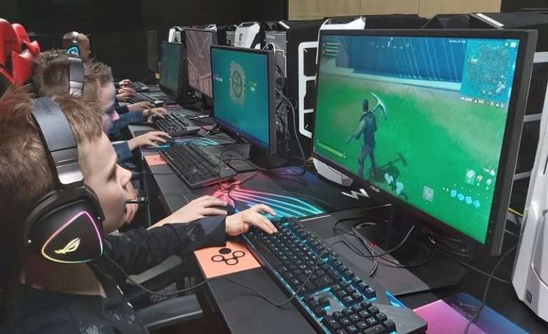 Gaming children's party at H20 Esports Campus in Purmerend