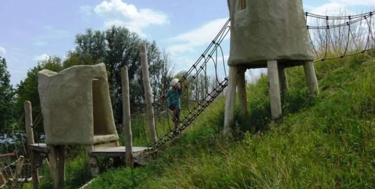 Play forest Meermond