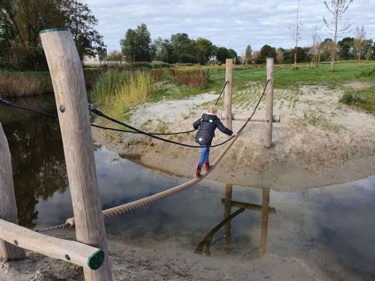 Geestmerloo nature park with nature playground