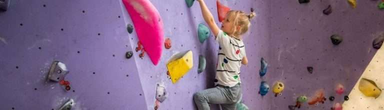 Boulder climbing hall The Lab