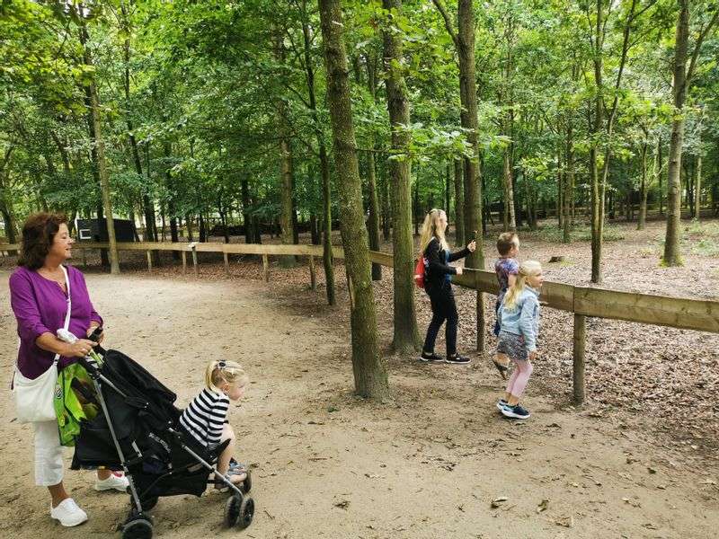 Zoo Hoenderdaell Anna Paulowna