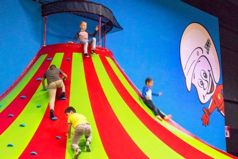 Kinderfeestje bij Jimmy’s Speelparadijs – indoor spelen in Amsterdam