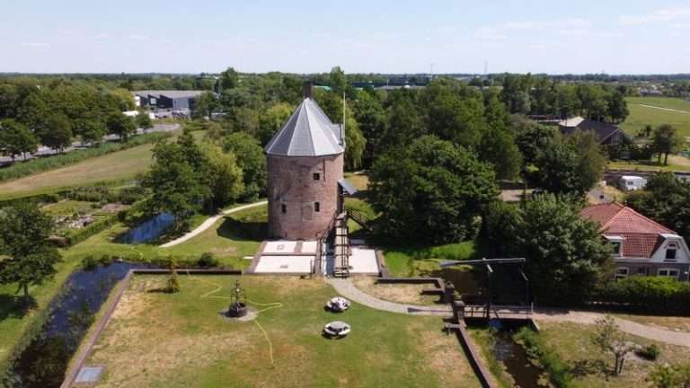 Het mooiste Kasteel van Lisse: 't Huys Dever