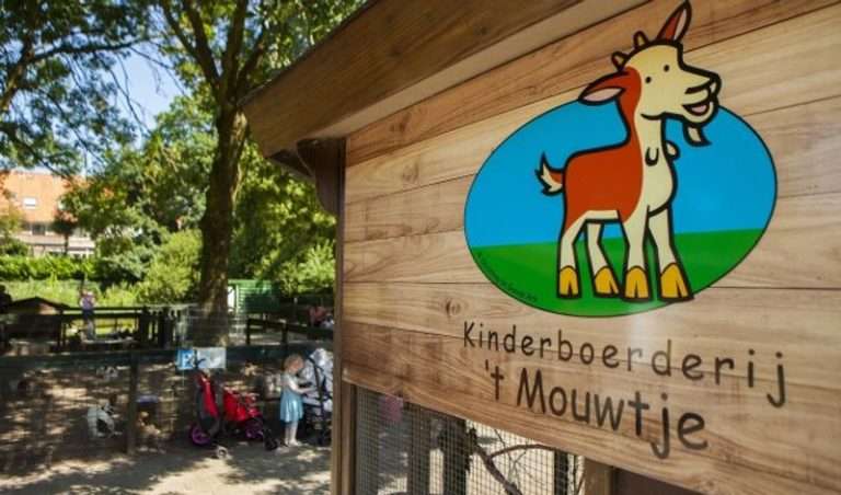 Children's farm 't Sleevetje in Bussum