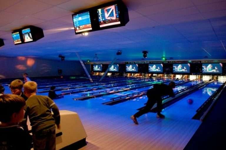 Bowl party at Bowling and Party Center Huizen