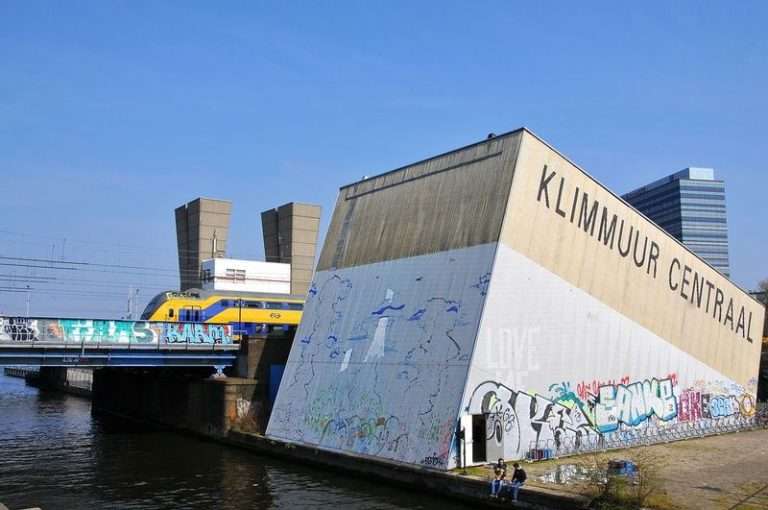 Klimmuur Amsterdam Centraal
