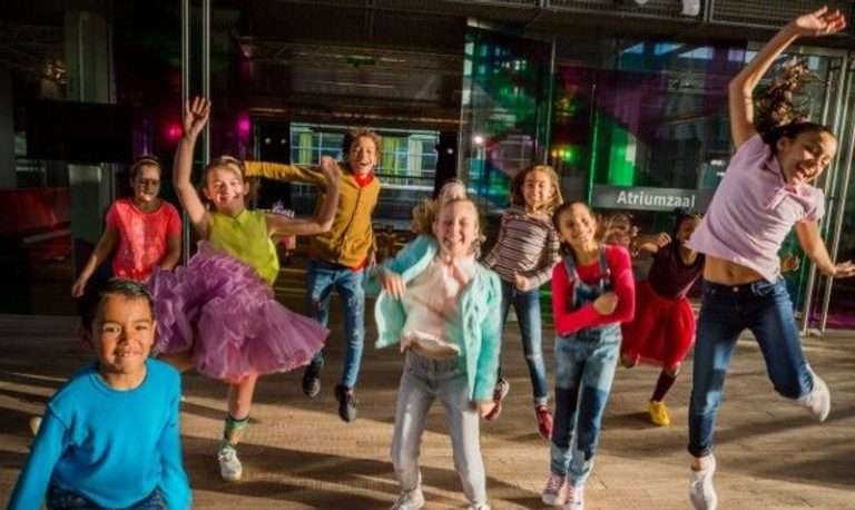 Kinderfeestje in het Muziekgebouw aan 't IJ
