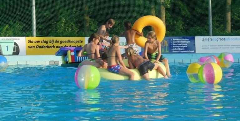 Outdoor swimming pool the Amstelbad