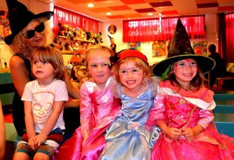 Kinderfeestje bij Poppentheater Koos Kneus