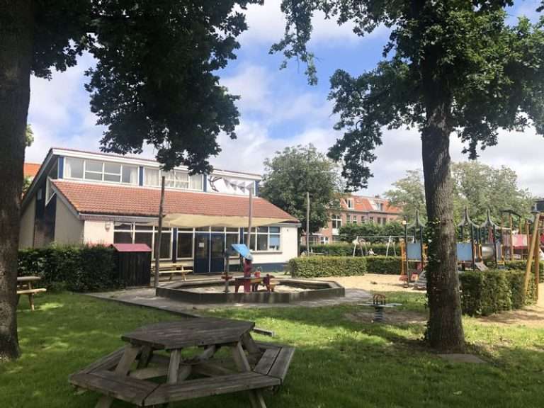 Celebrate a party in the Brouwersplein playground