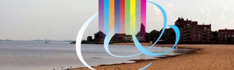 Zomerkade en strand Huizen