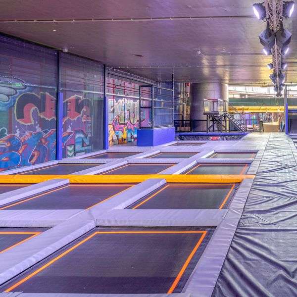 VROG Trampoline Jumping and Freerunning