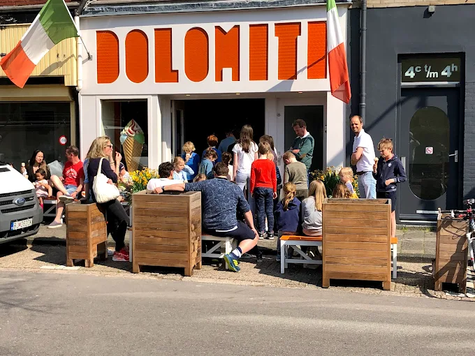 IJssalon Dolomiti in Bussum